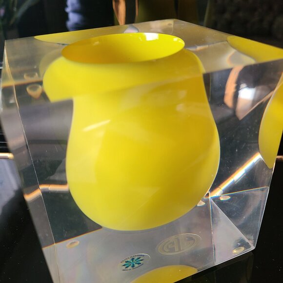 Jonathan Adler clear and yellow glass vase. Art glass. Designer vase. - Picture 4 of 8